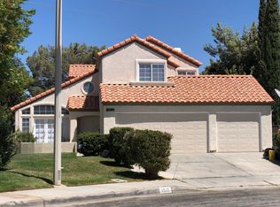 1515 Windsor Pl, Palmdale, CA 93551