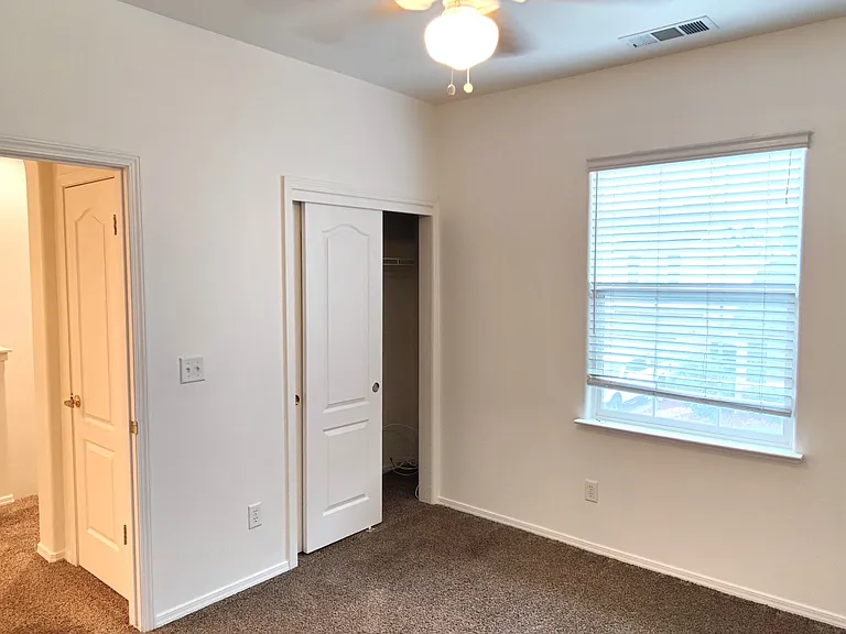 60 W Brittany Ln — Photo 23