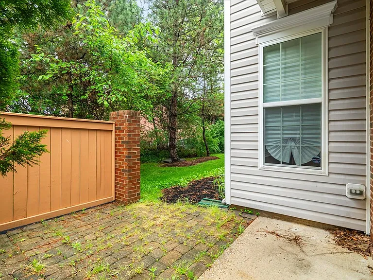 116 Whiskey Creek Cir #1 — Photo 12