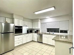 7517 Castillo Rd, Fort Worth, TX 76112