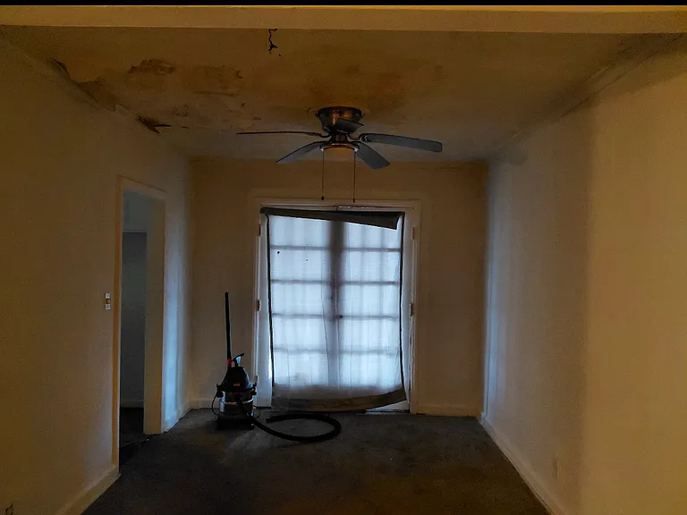 311 W Genesee St — Photo 6