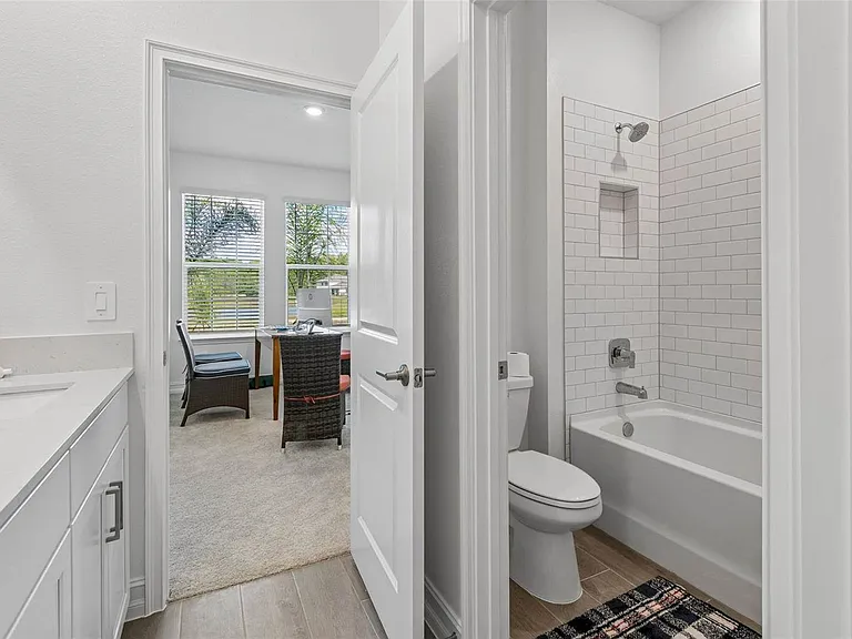 18542 Serene Lake Loop — Photo 15