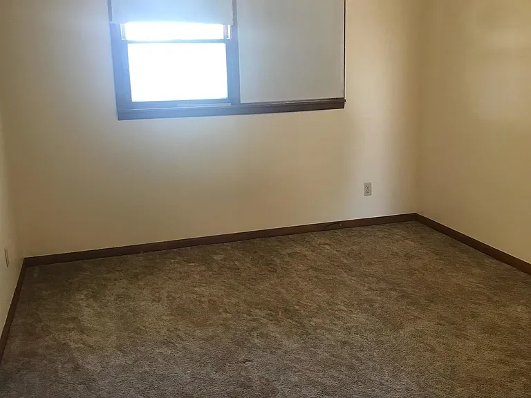 306 Gracie St #4 — Photo 8