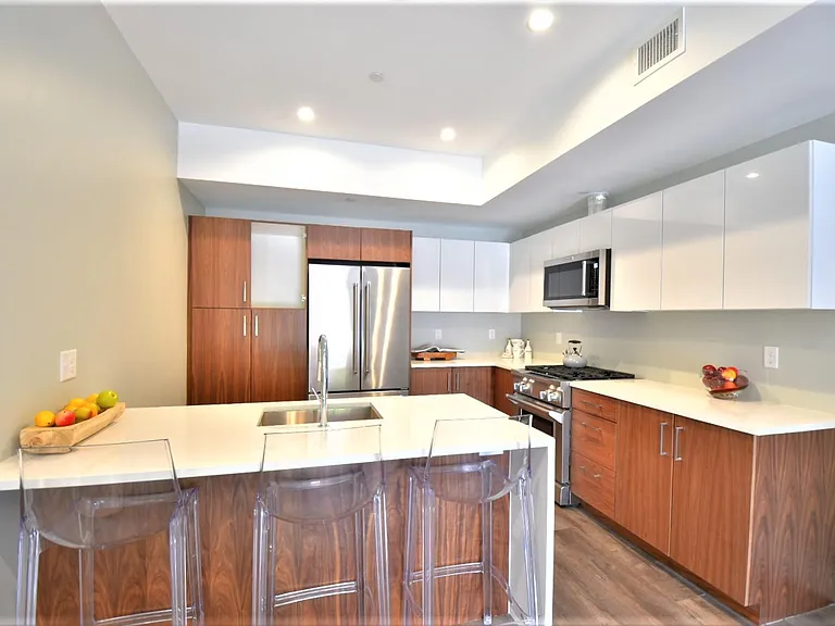 255 Walden St — Photo 2