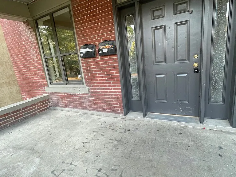 194 E 14th Ave — Photo 9