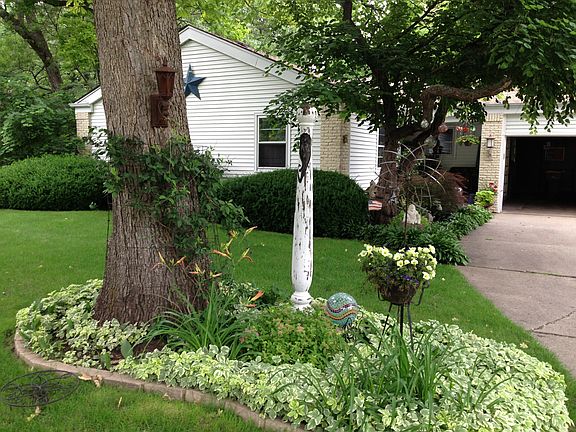 2nd image of 4610 Sussex Dr