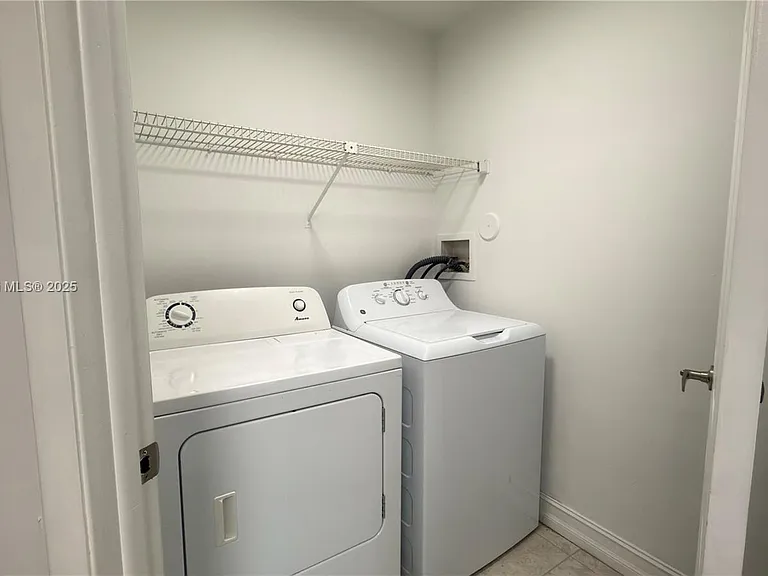 501 Racquet Club Rd — Photo 18