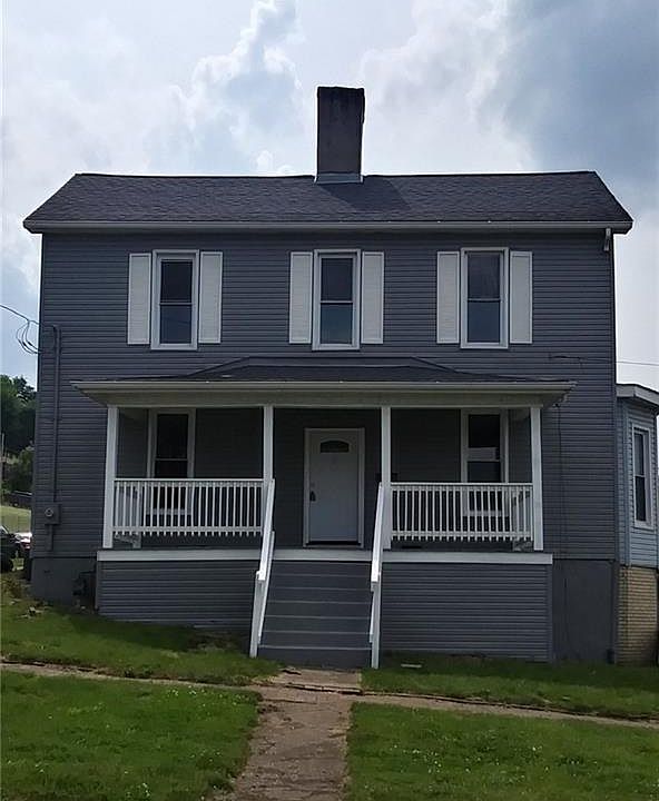 1st image of 202 Marion St