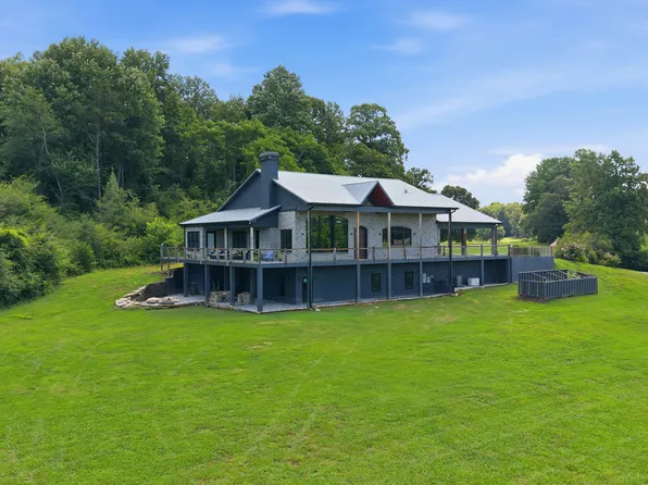 593 Amys Creek Rd, Clarkesville, GA 30523