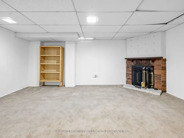 739 Edgewood Rd — Photo 26