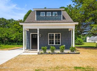 409 S Sycamore St, Fremont, NC 27830