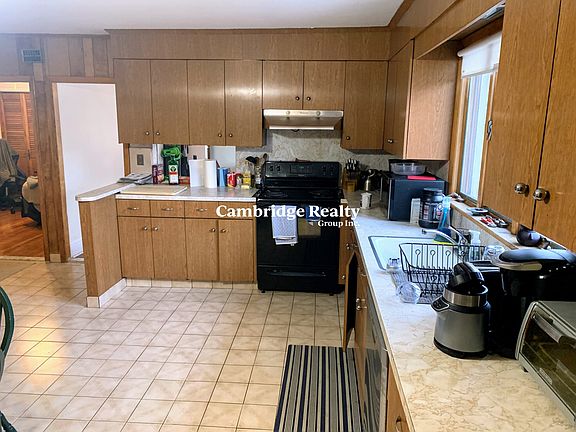 2nd image of 540 Main St #2T