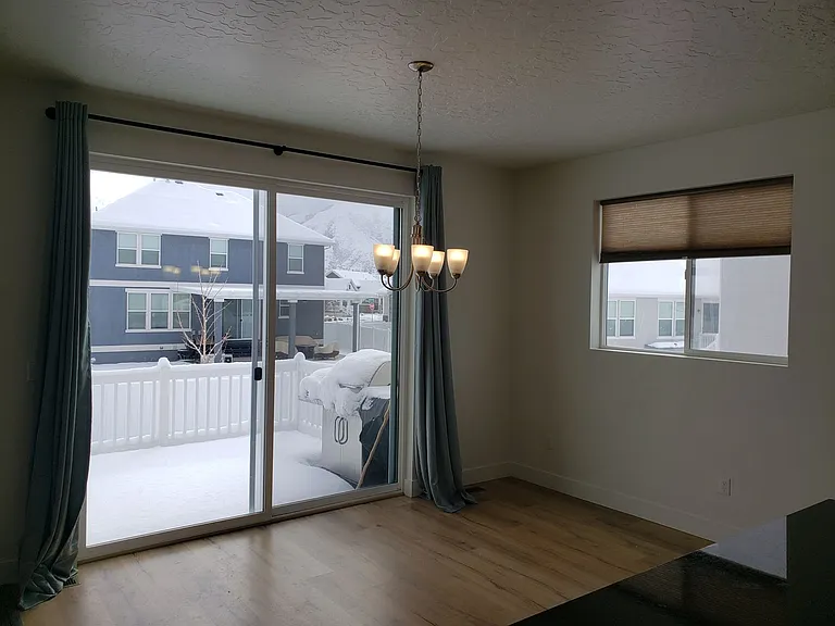 1033 S Vine St — Photo 11