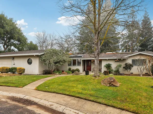 4216 Corona Way, Sacramento, CA 95864