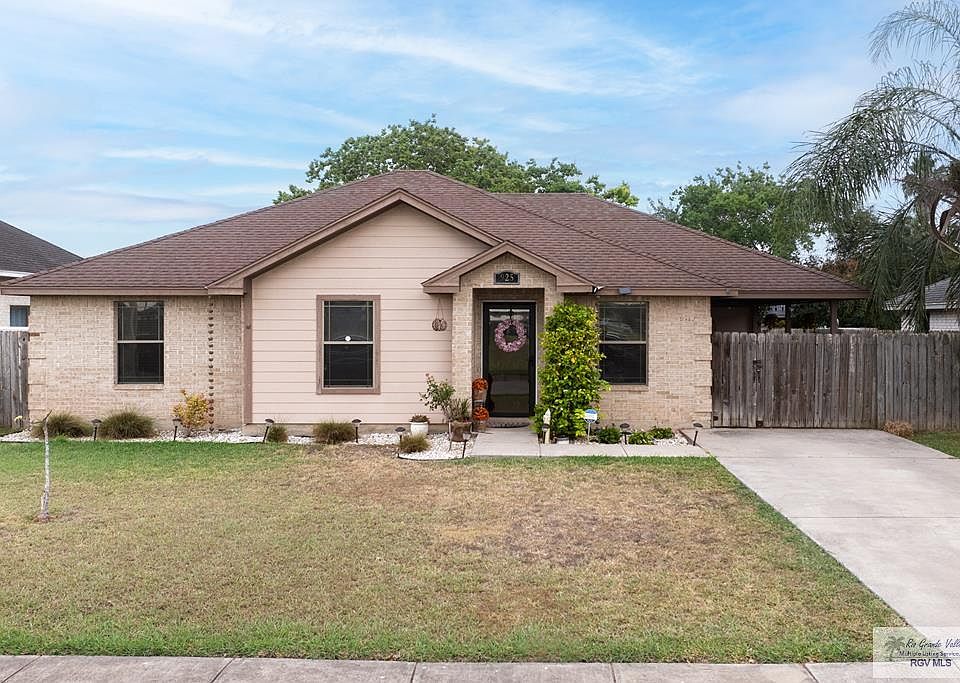 1st image of 925 Daisy Dr #2