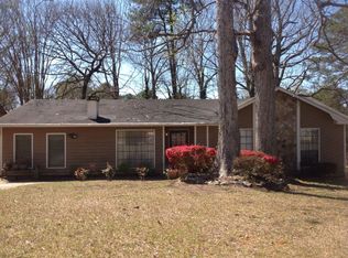 1398 Country Downs Dr, Norcross, GA 30093