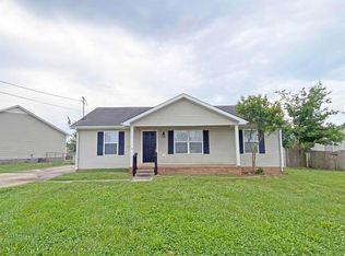 104 Waterford Dr, Oak Grove, KY 42262