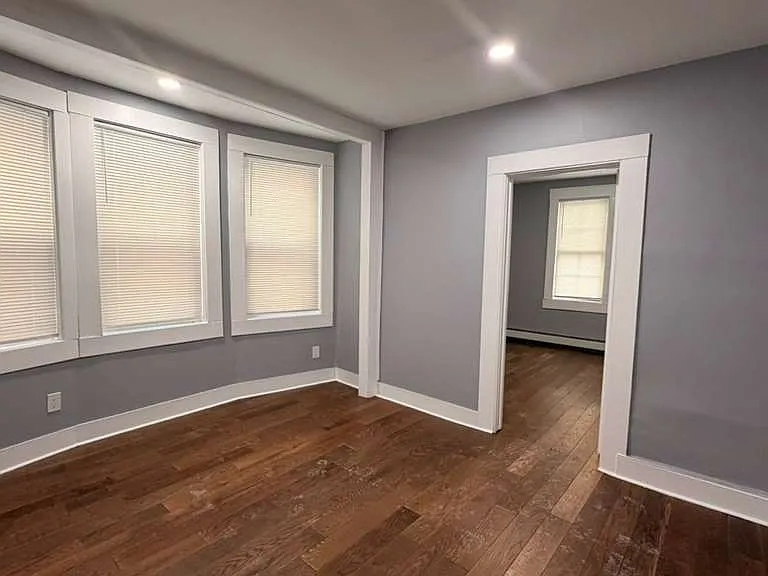 1561 Chapel St #1B — Photo 7