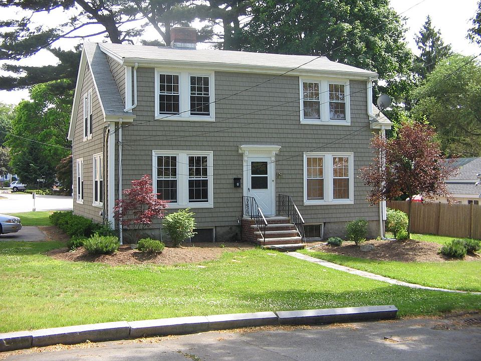 1st image of 5 Woodward Ct
