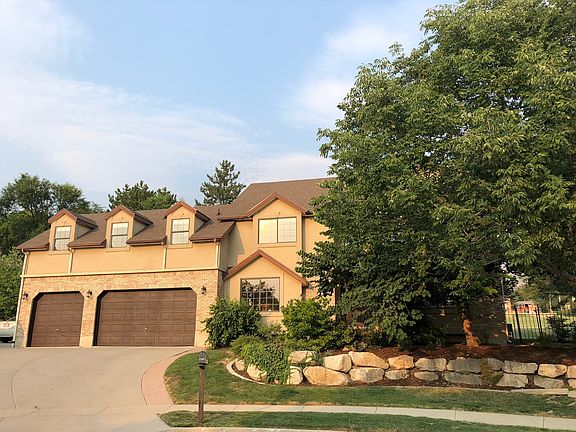 4th image of 2729 E Moraine Cir