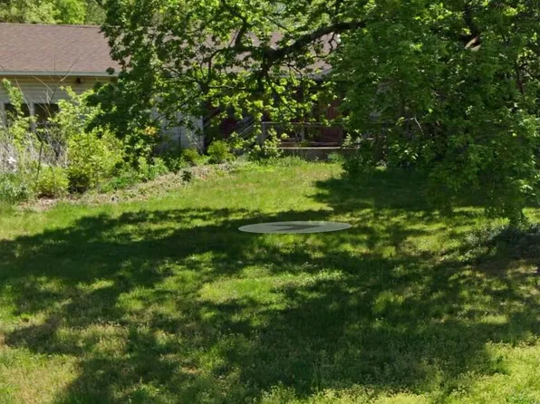 2722 N Oakland Avenue, Springfield, MO 65803