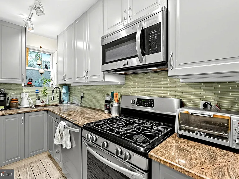 5231 Ridge Ave #0 — Photo 18