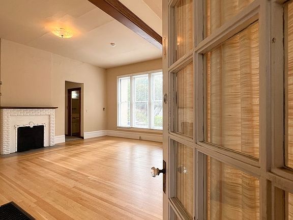 2nd image of 2240 3rd St APT 1