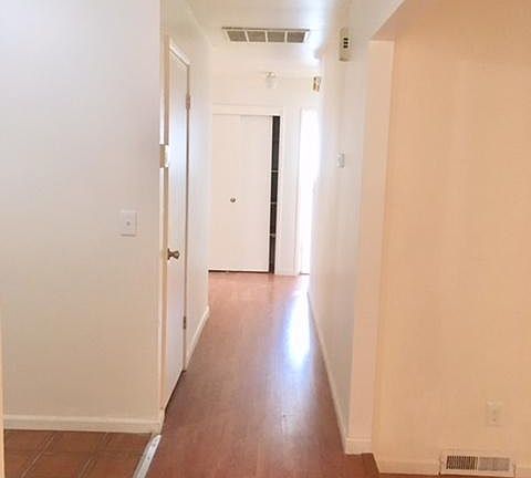 4th image of 4258 Goldenhill Dr