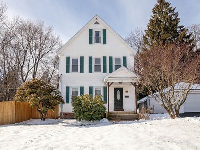 11 Holden St, Worcester, MA, 01605