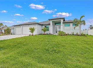 1832 SW 38th Terrace Cpe, Coral, FL 33914