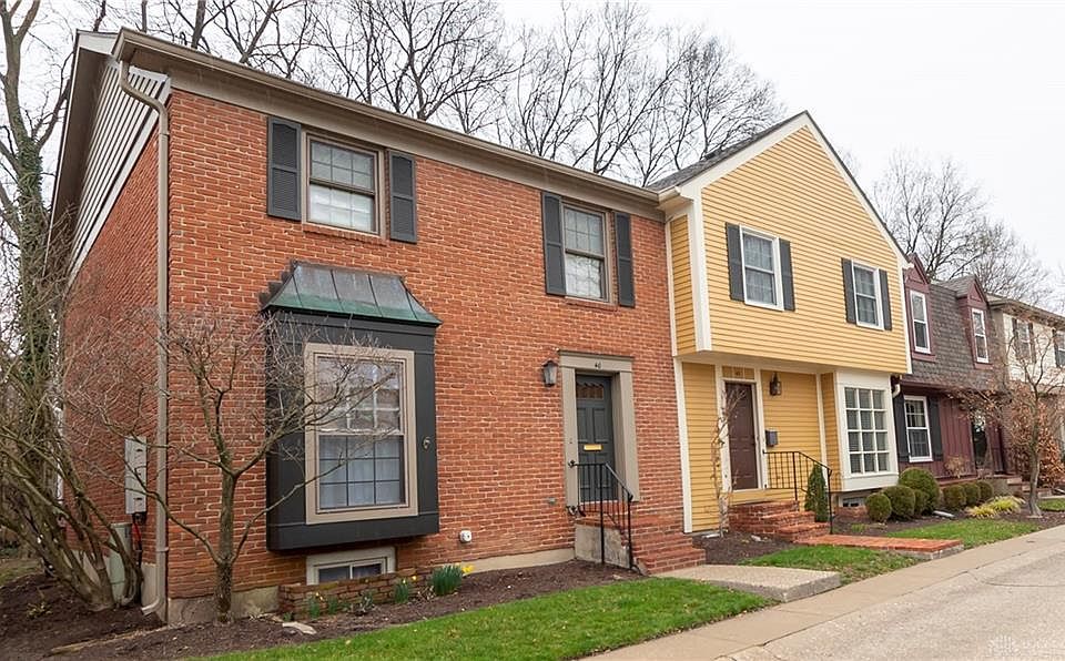 1st image of 40 Nicholson Ct