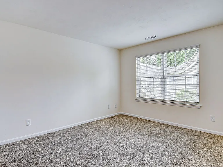 2393 London Pointe Dr — Photo 22