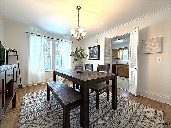 3rd image of 50 Delwood Rd
