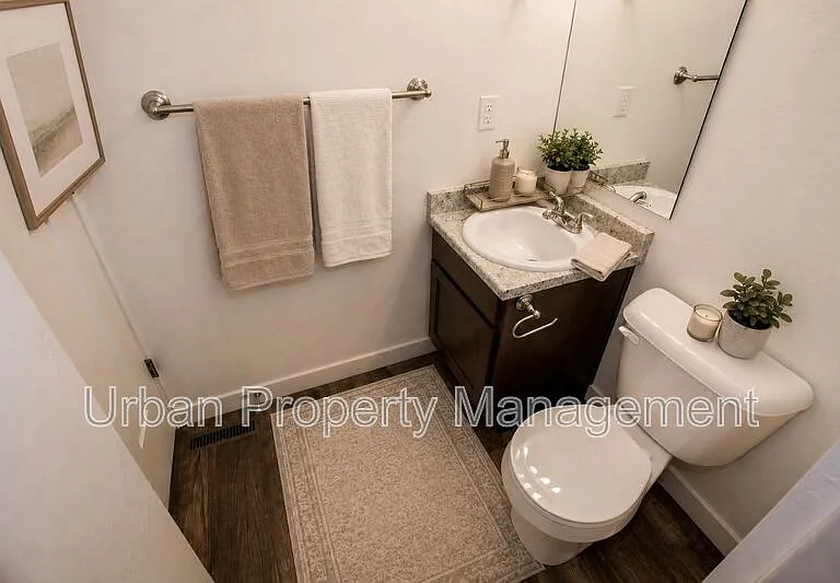 652 N 130 E — Photo 9