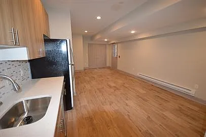 1948 E York St #1B — Photo 3