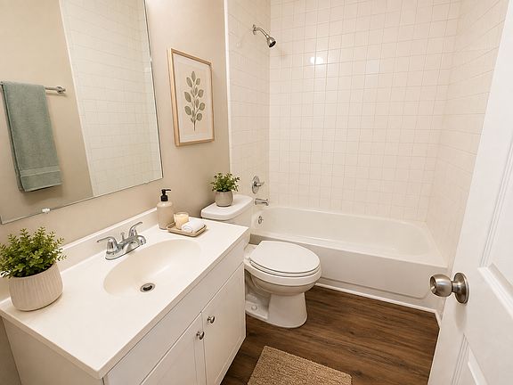 5th image of 1535 Standridge St #1531