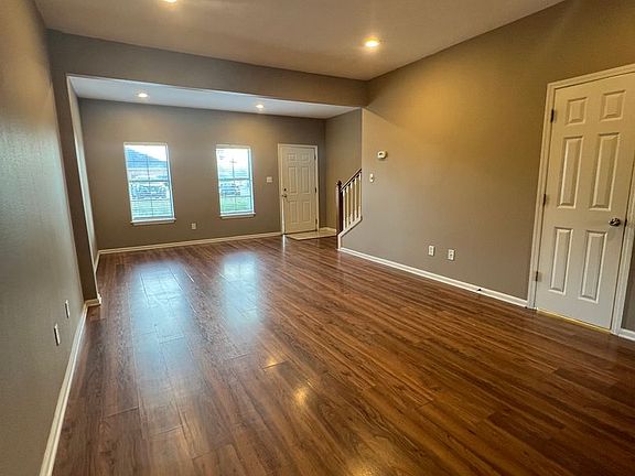 3rd image of 212 W 11th St APT 2