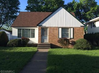 304 W 27th St, Holland, MI 49423