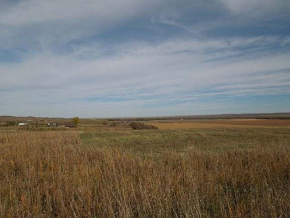 3rd image of 2 Brome Ln N
