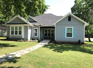 313 Texas St, Pottsboro, TX 75076