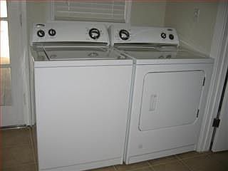 4th image of 483 Mayellen Ave