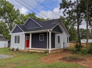 818 Stockard St, Burlington, NC 27217
