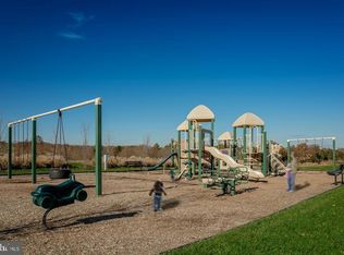 42653 Burbank Ter, Sterling, VA 20166