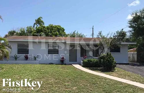 2840 SW 2nd Ct Photo 1