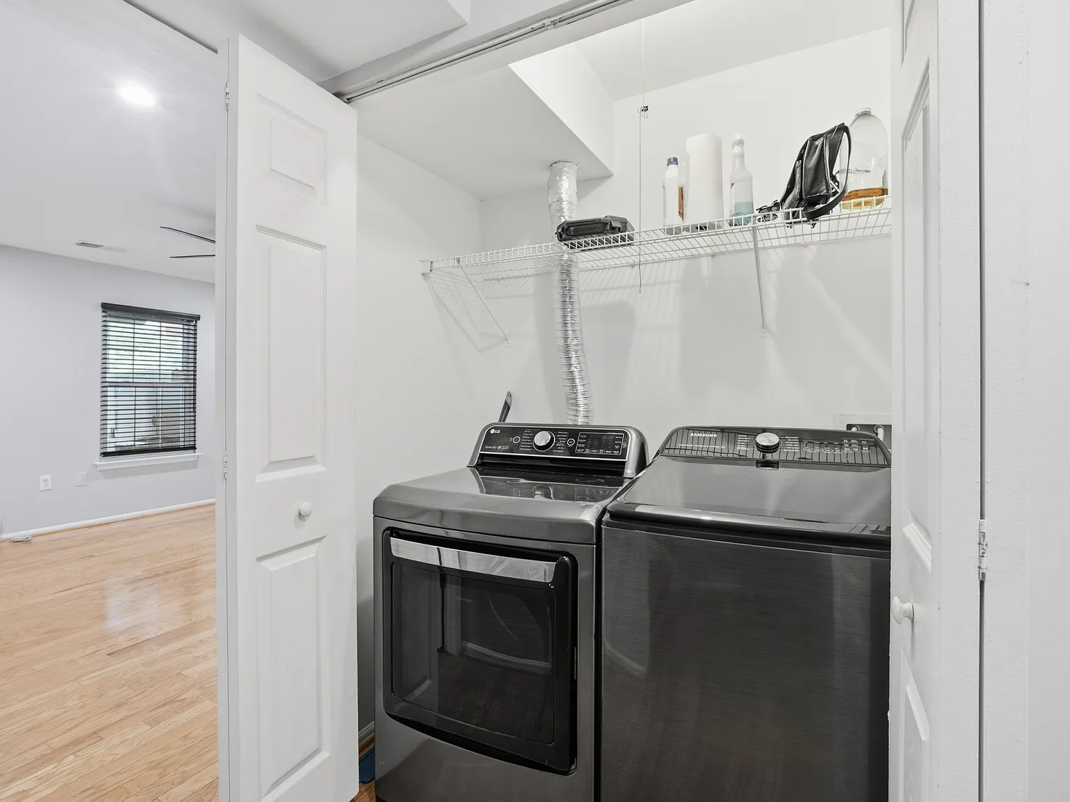 4 bed, 1450 sqft, $3,300 — Photo 3