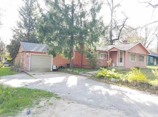2194 W Ludington Dr, Farwell, MI 48622
