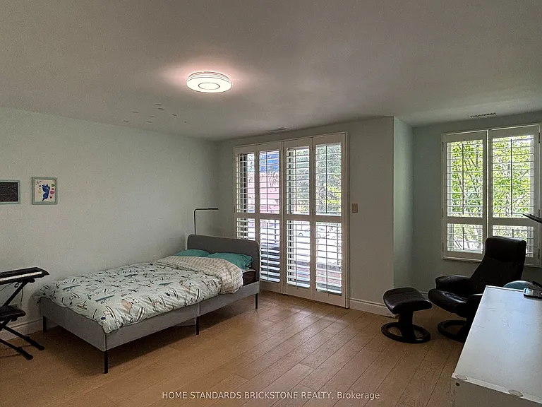 9 Greenbriar Rd #202 — Photo 6