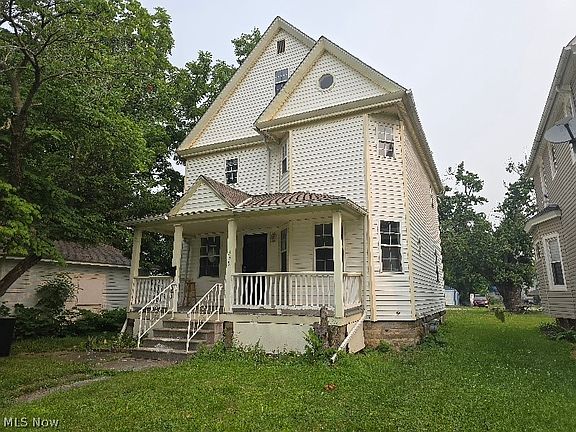 2nd image of 355 12th St