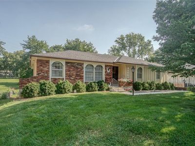 11004 W 72nd St, Shawnee, KS, 66203