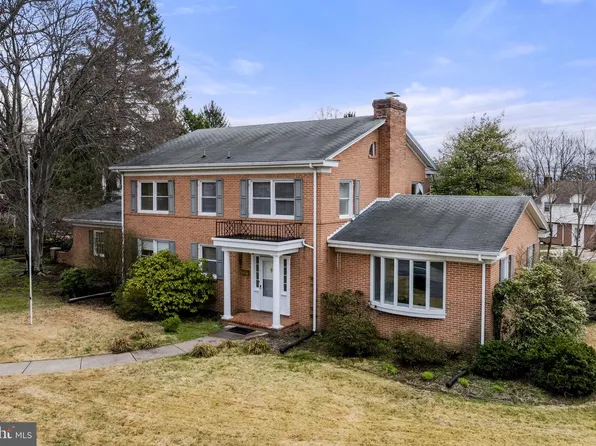 2301 Edgewood Rd, Harrisburg, PA 17104